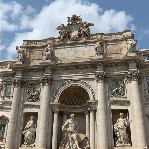 Meet your Posher - Picture 2 of 2